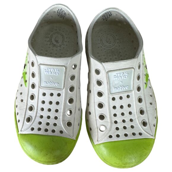 Native Star Wars Yoda Slip On Water Shoes Toddler Size 7 C7 - Picture 5 of 8